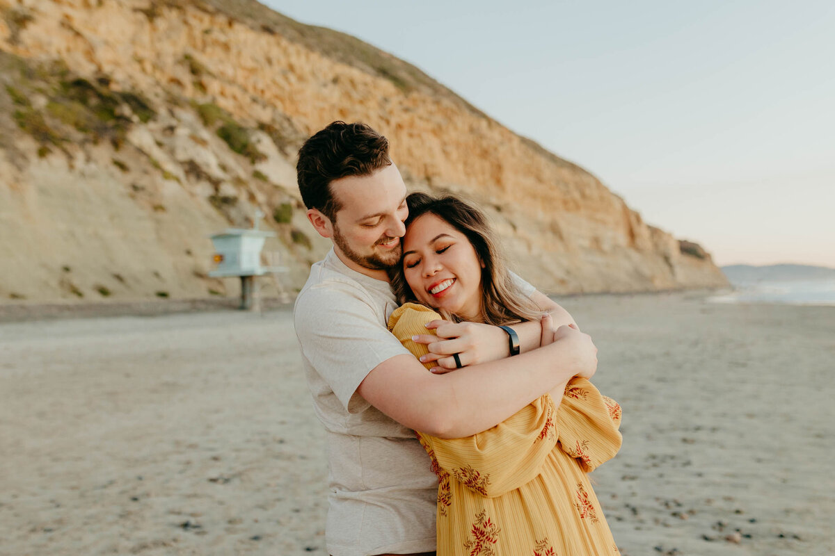 Lexx Creative-Torrey Pines State Beach-Engagement Photos-17