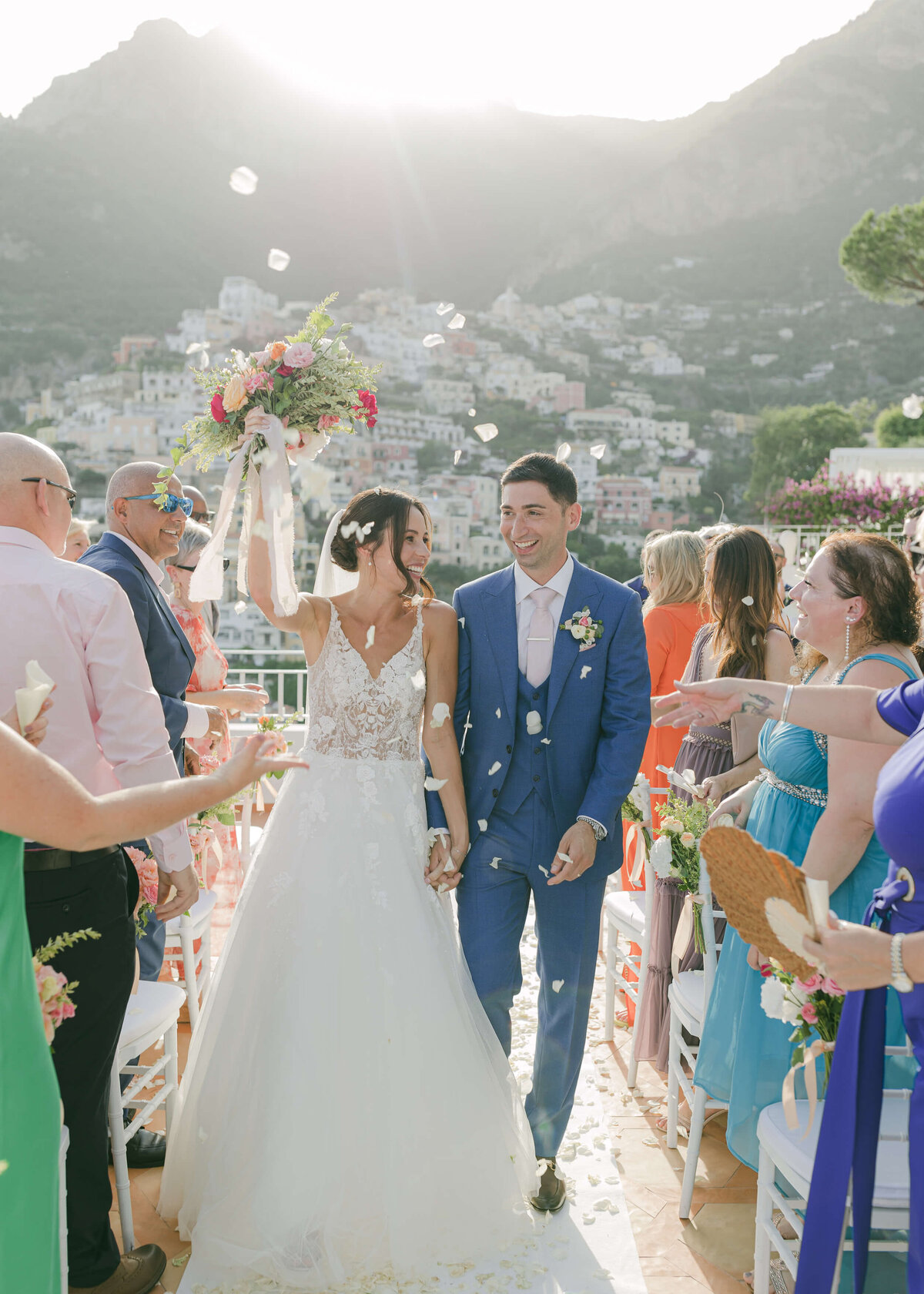 chloe-winstanley-italian-wedding-positano-ceremony-hotel-marincanto-confetti