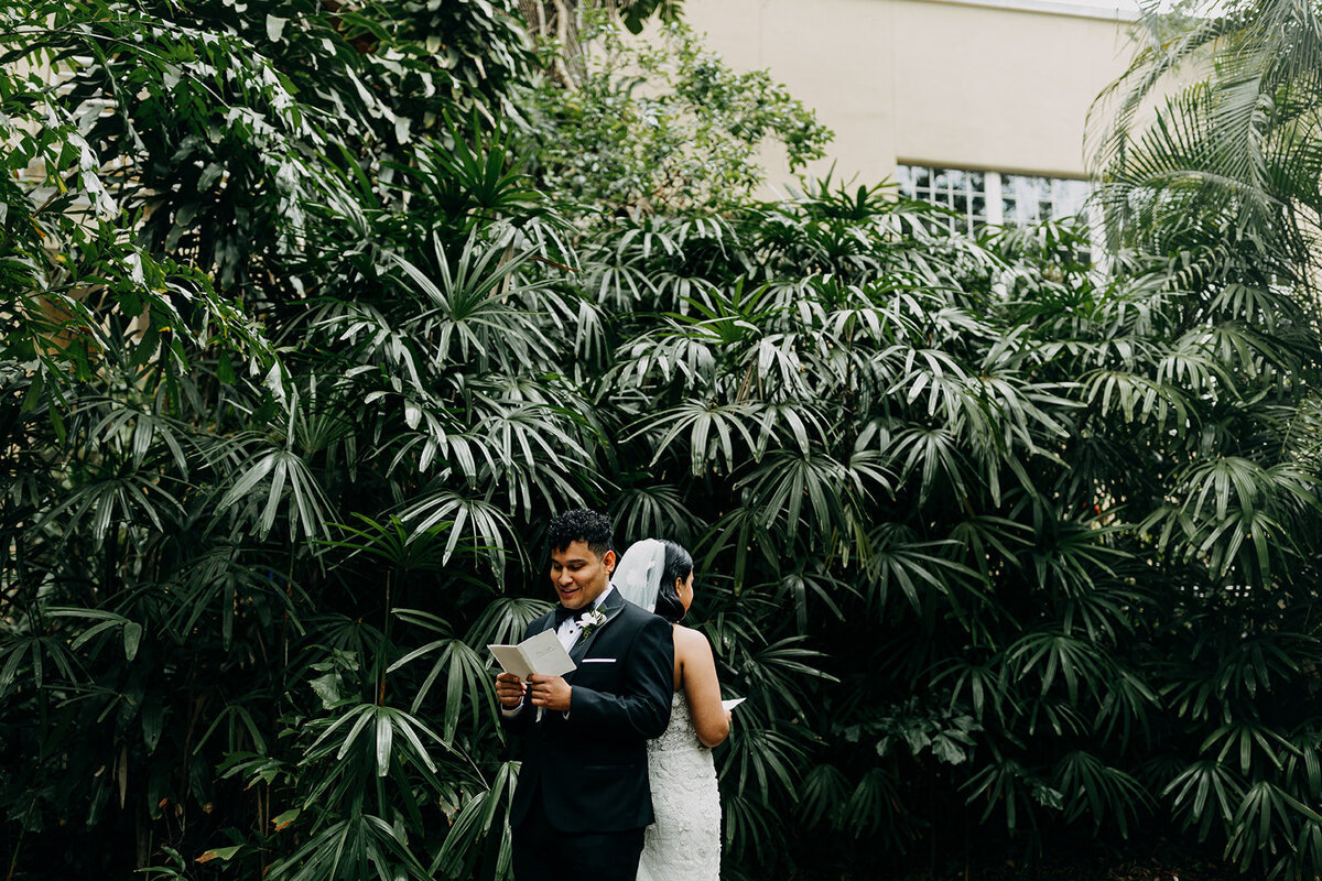 amber-whorter-sunken-gardens-elopement-chantilly-chic-celebrations-8