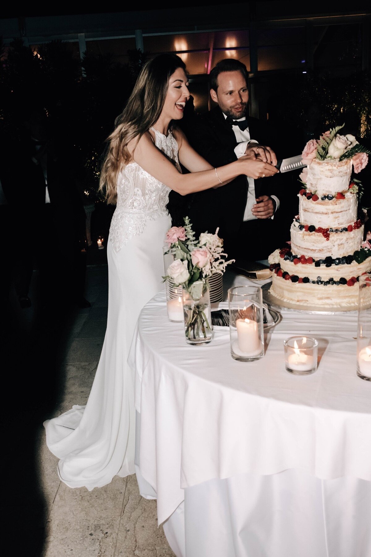 103_Flora_And_Grace_Venice_San_Clemente_Kempinski_Editorial_Wedding_Photographer-1198_Luxuy Wedding Photographer in Venice at San Clemente Kempinski. Captured by editorial wedding photographer Flora and Grace Weddings.