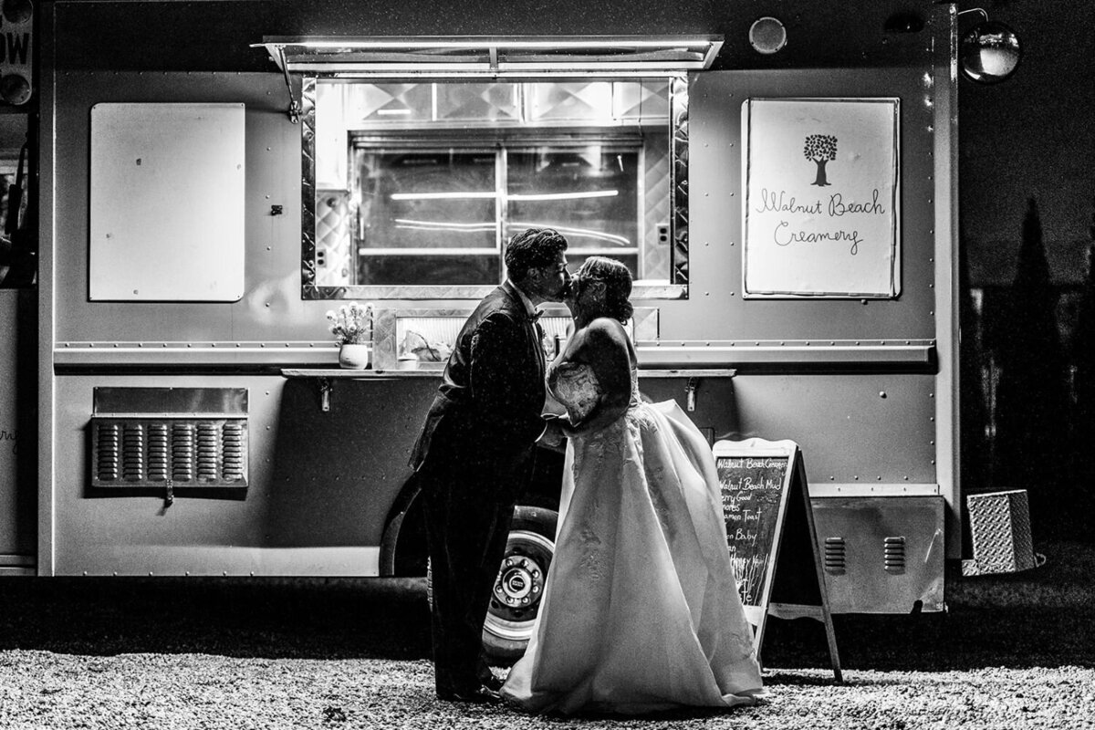 the-garden-at-hops-company-wedding-margit-anne-photography-48