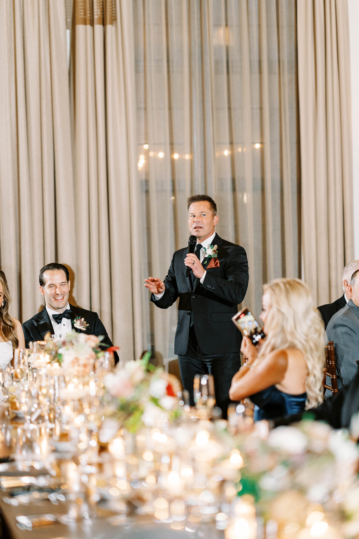 Phoenixville-Foundry-Romantic-Fall-Wedding-Photographer-Reception-Party-Photos_152