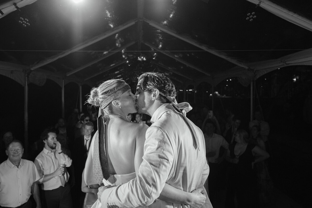 Emilie&Joe-1052