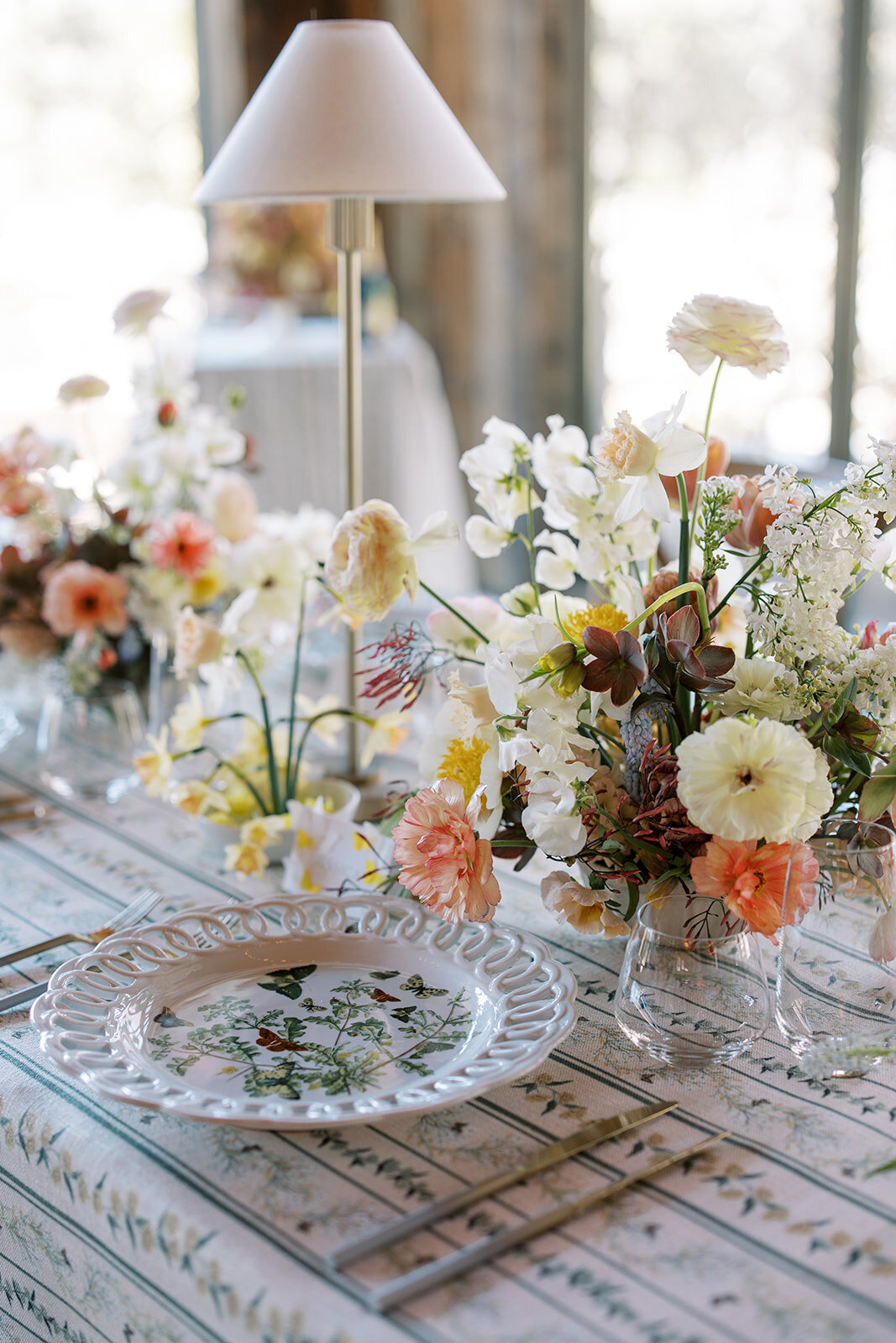 Cedar Lakes Estate Tablescape-88
