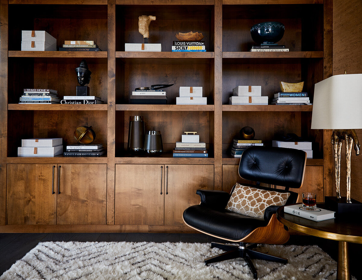 luxe_downtown_piedaterre_custombuiltins