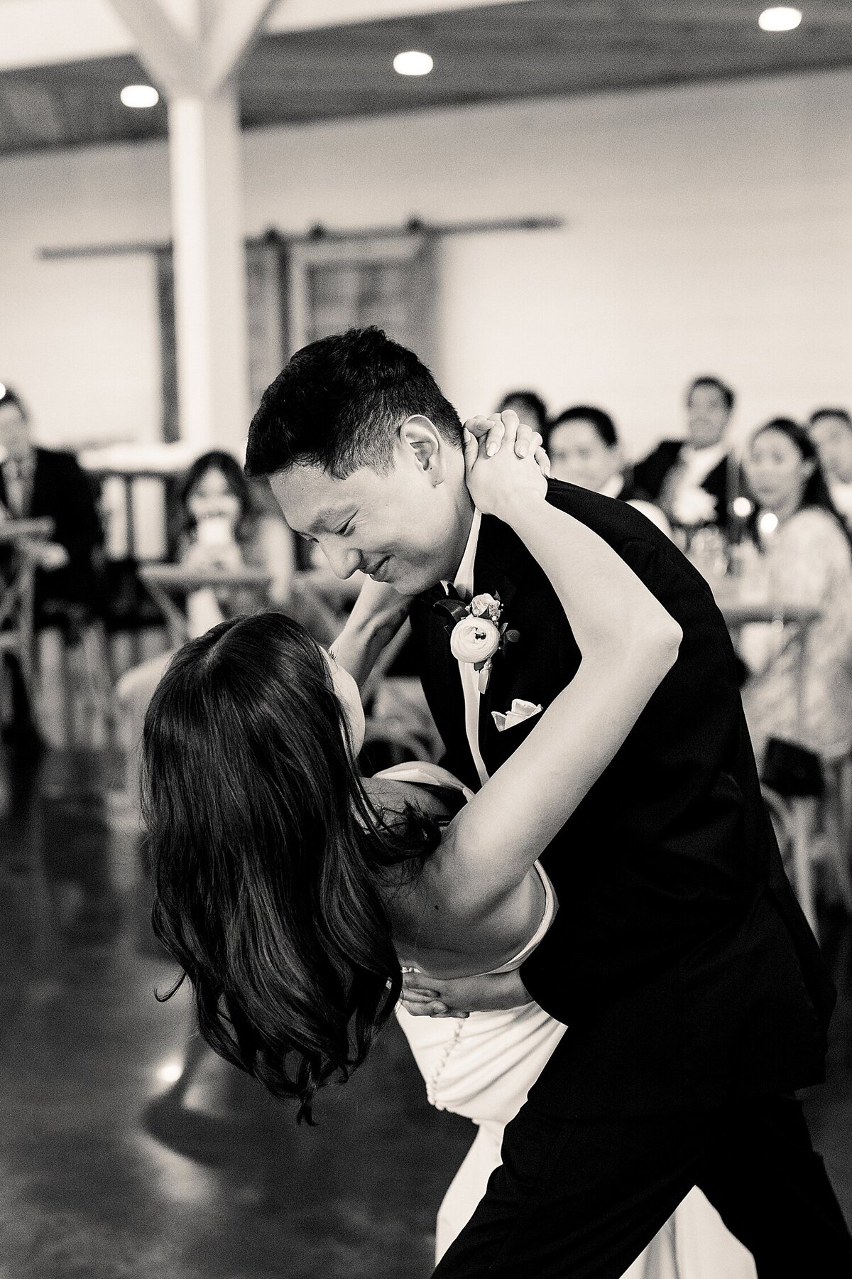 AlexisLunsfordElegantweddingfeaturedonStyleMePretty_0064