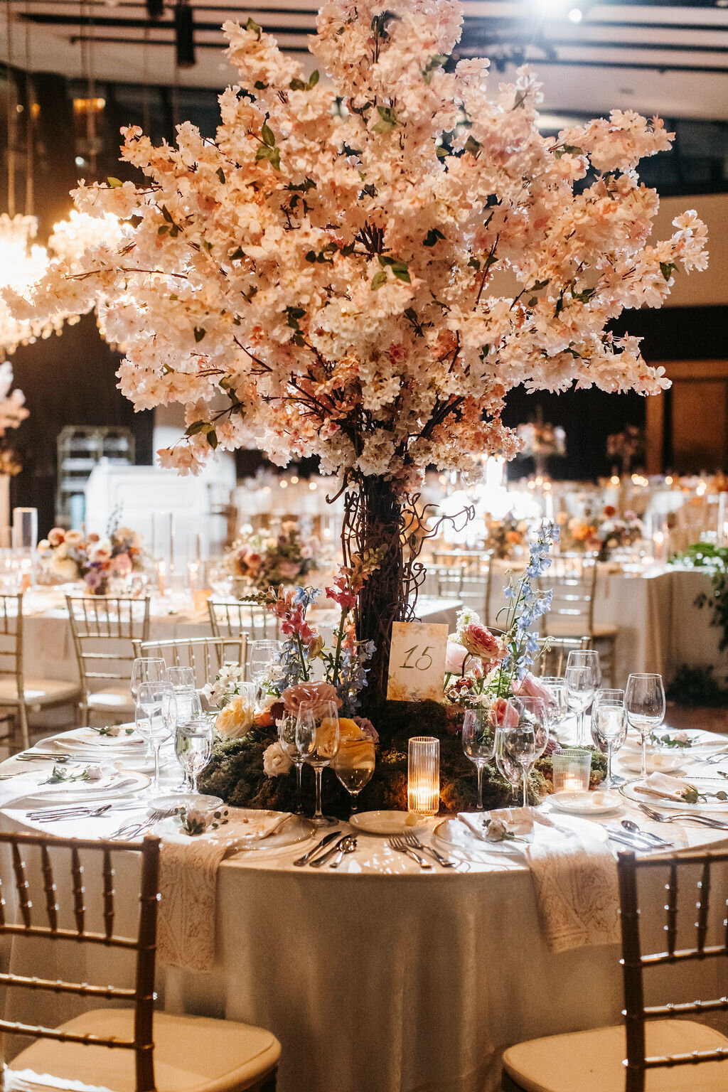 3 best wedding planning elegant pastel flowers_Nashville TN