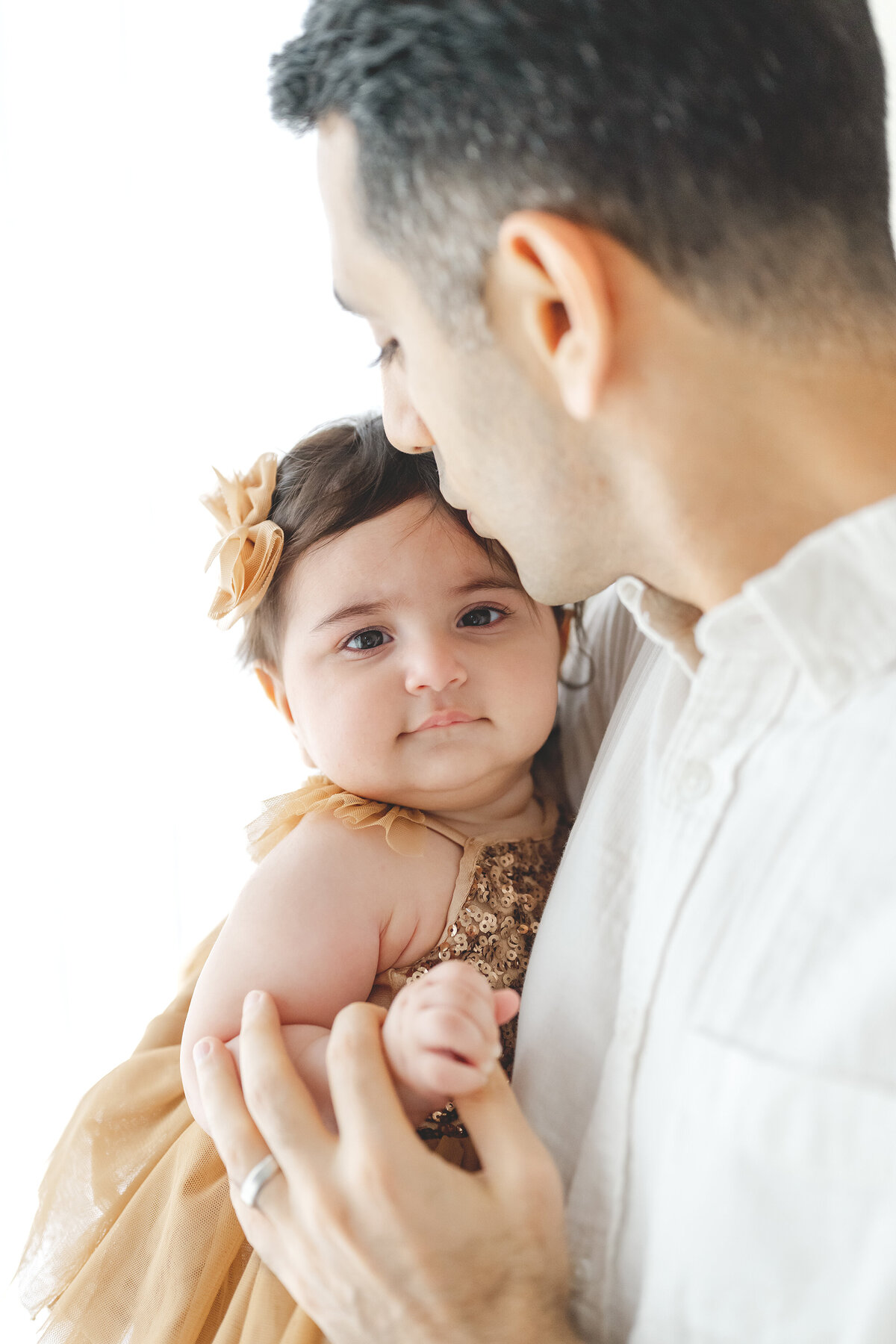 Phoenix family photographer father with baby girl