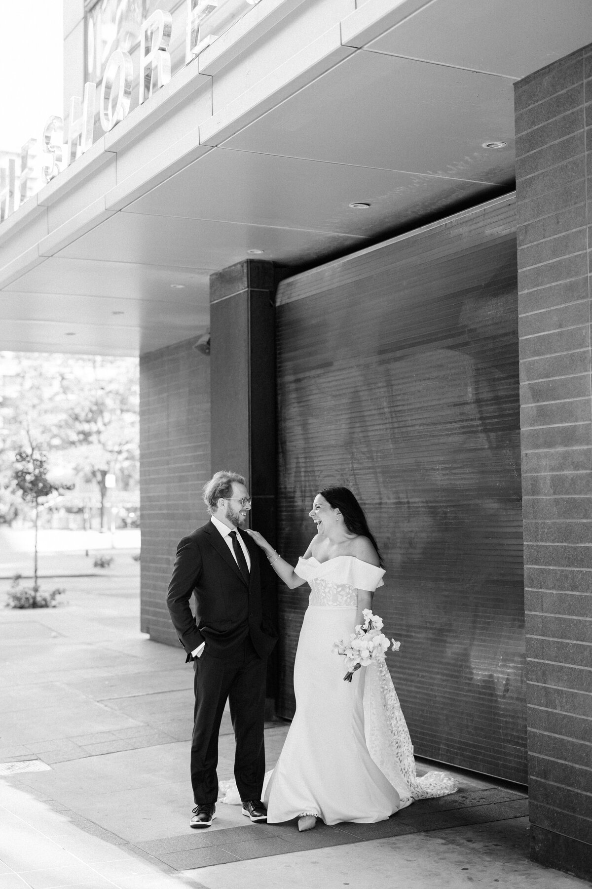 Toronto-Editorial-Wedding-Photographer_Ricardas-Restaurant-Wedding040