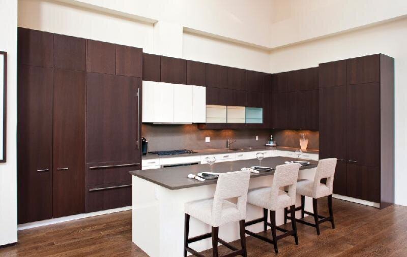 Contemporary-Kitchen-Dark-Cabinets-Papillon-Builders-Group