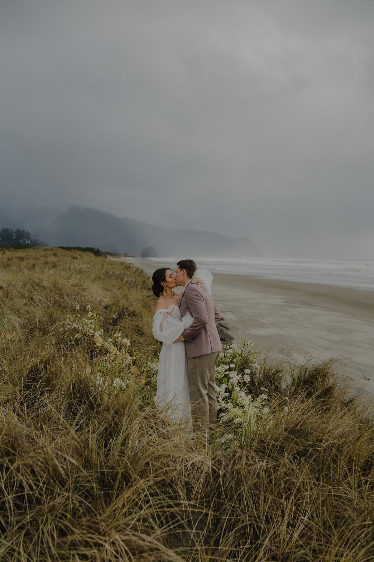 oregon-elopement-photographer-8