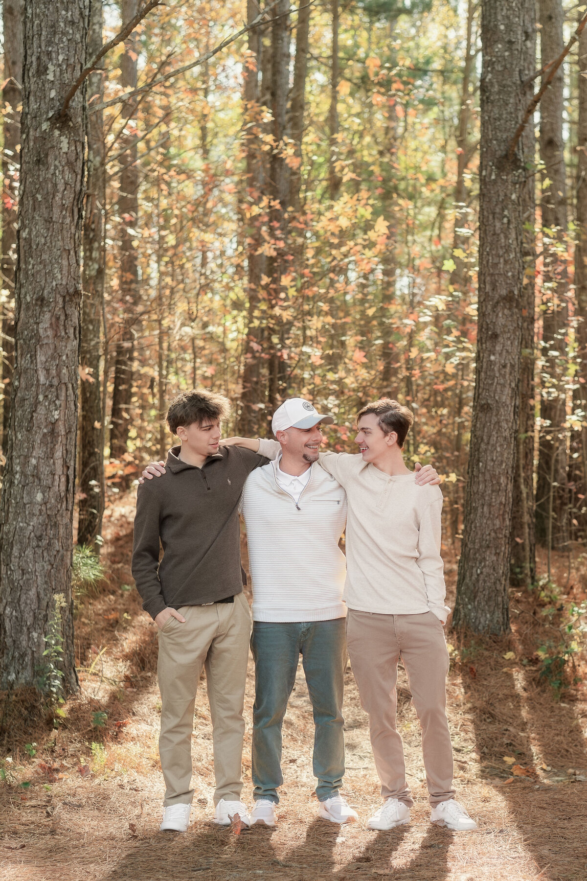 fall-family-session-with-teen-boys