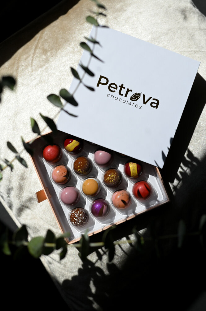Food and Product Photographer - Creative Thinking 4U-142