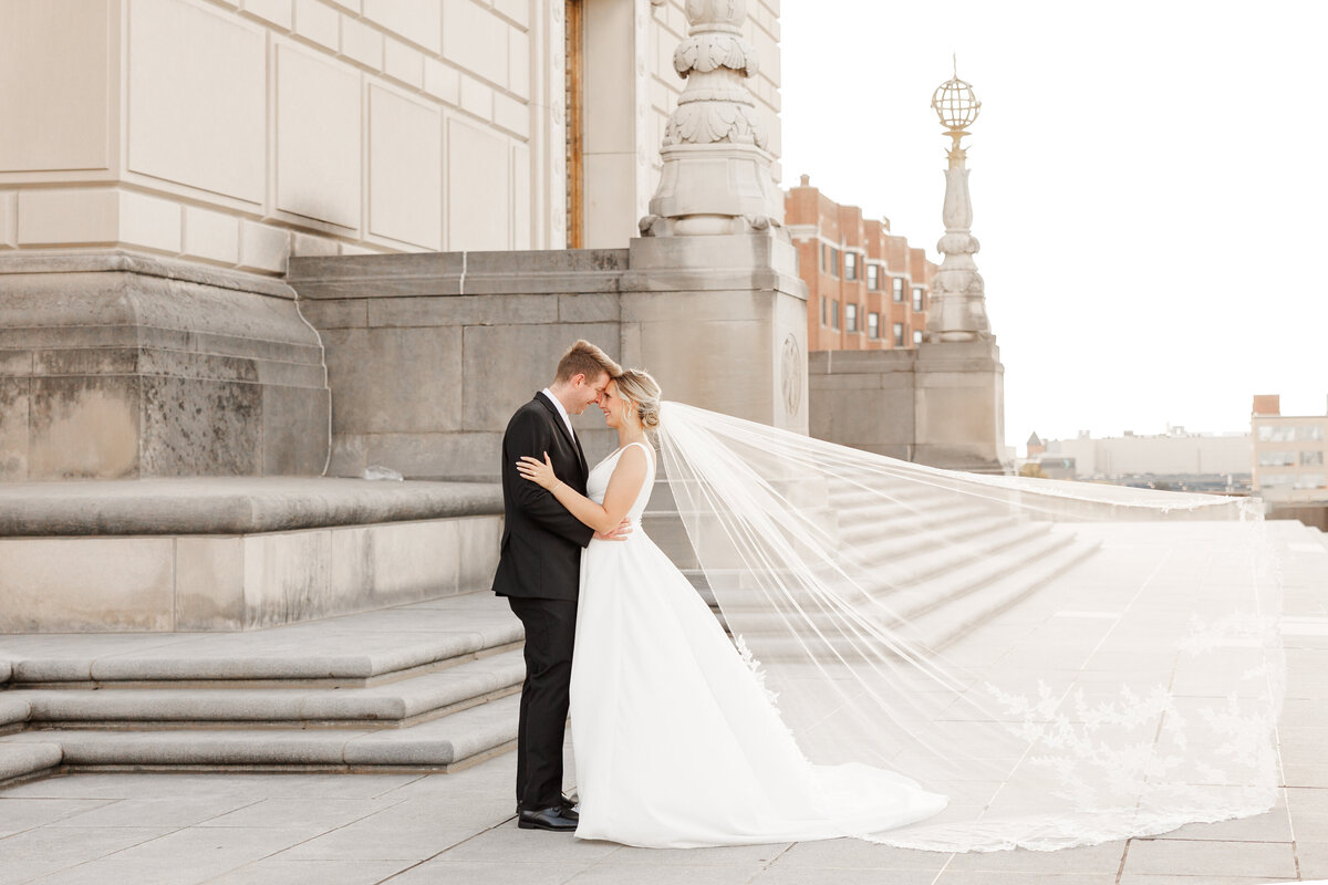 Alexis Fox Photography + Summer + Wedding + Indianapolis Arts Garden (39 of 58)