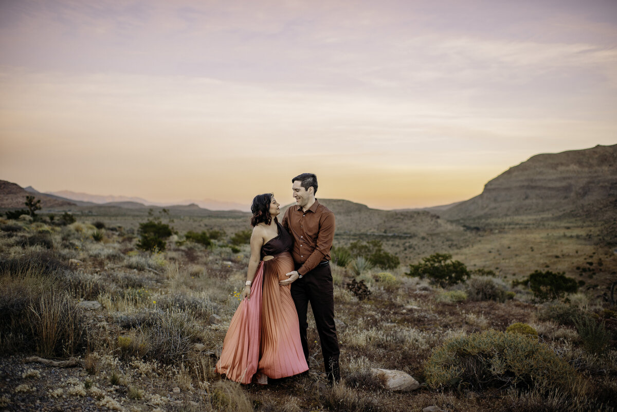 Maternity-Photos-Red-Rock (2)