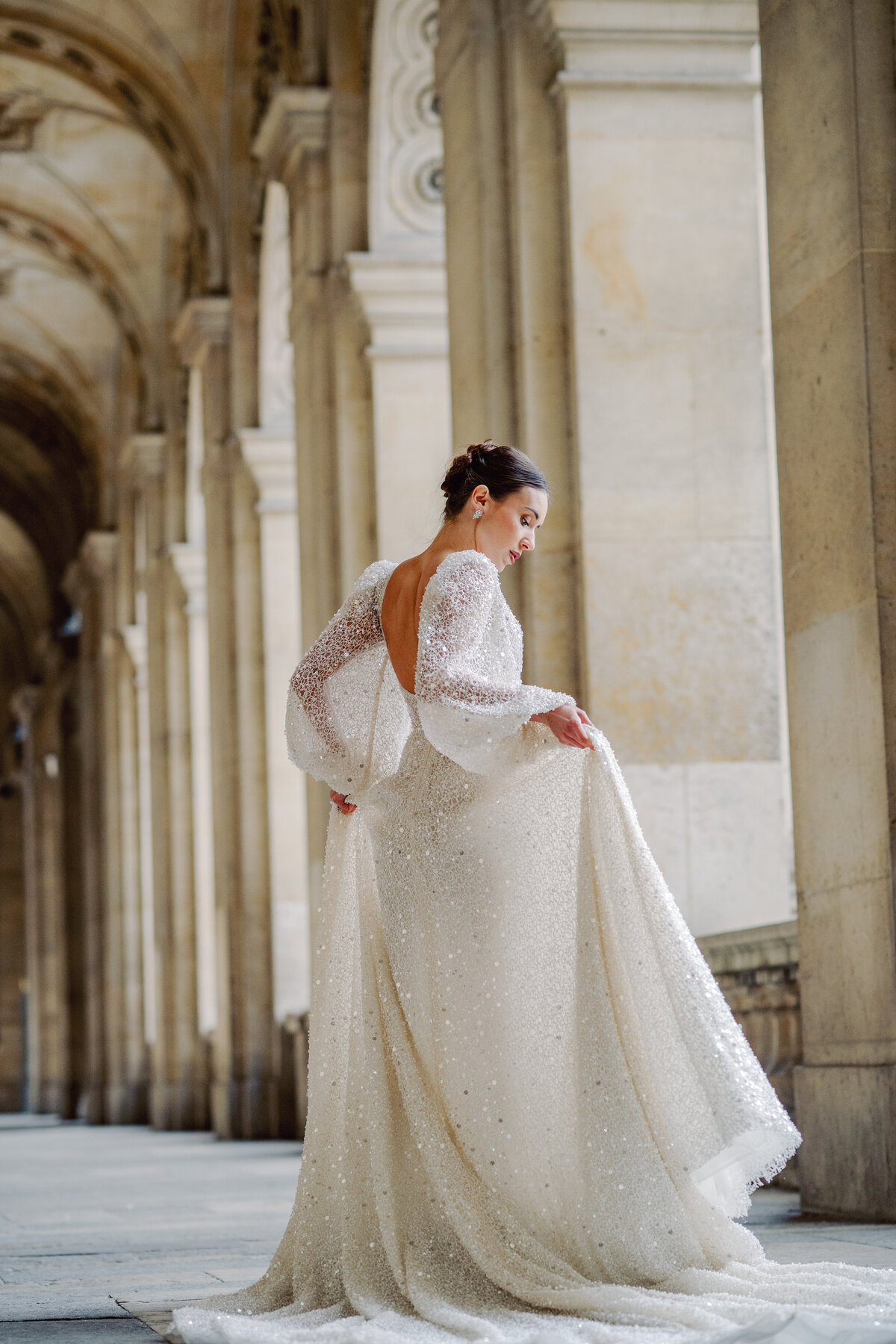 Bridal session in Paris photographed by Paris wedding photographer