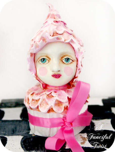 raspberry-cupcake-fancy-front