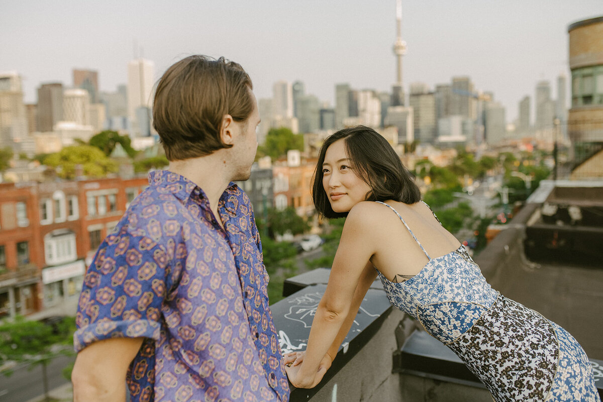 a-toronto-rooftop-engagement-session-downown-romatic-carefree-candid-authentic-2383