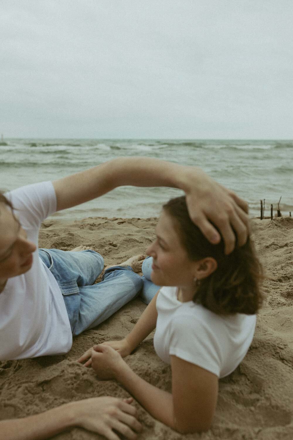 Lake-Michigan-Engagement-Session-69_2