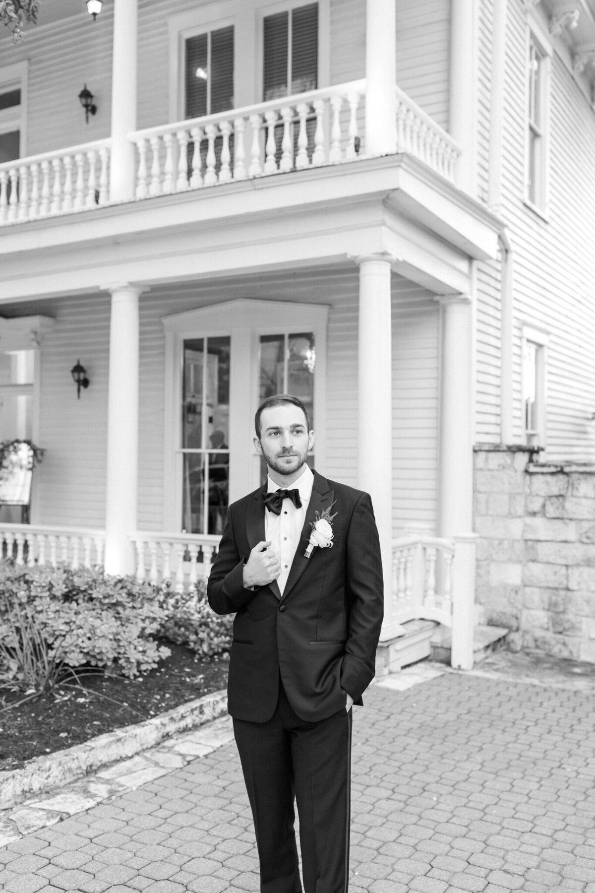 Allan-House-luxury-outdoor-Wedding-Jessica-Chole-Photography-Austin-San-Antonio-Texas-California-Wedding-Portrait-Engagement-Maternity-Family-Lifestyle-Photographer-Souther-Cali-TX-CA-Light-Airy-Bright-Fine-Art-Photography-36