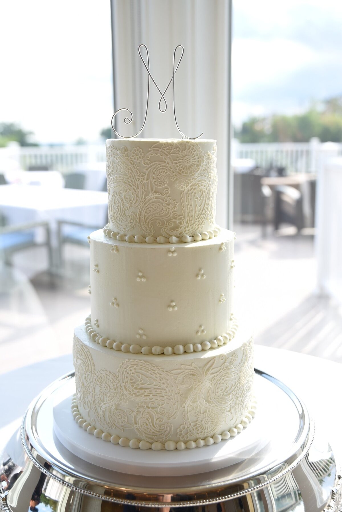 Rebecca & Robert cake 2 by photog