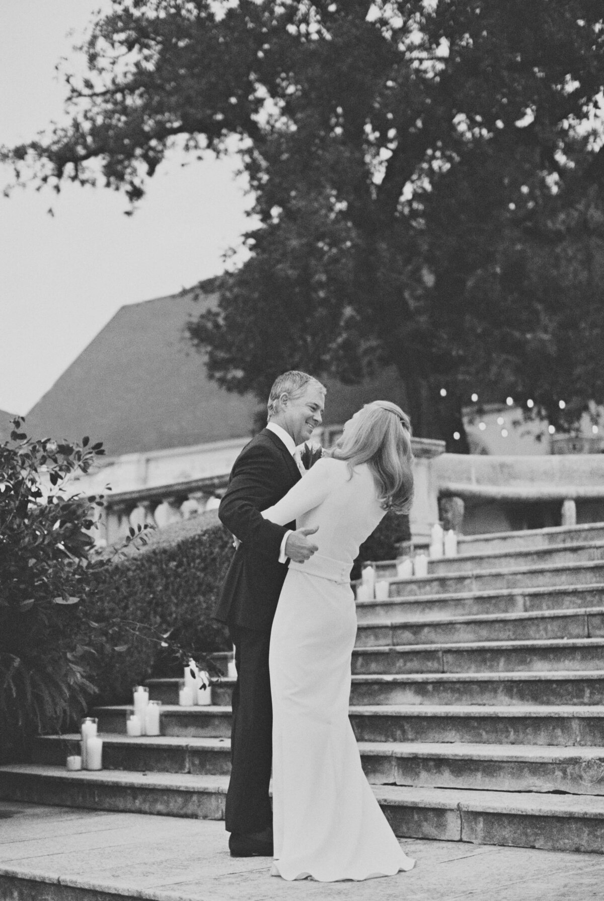 austin-wedding-commodore-perry-estate-luxury-reception-julie-wilhite-photography-39