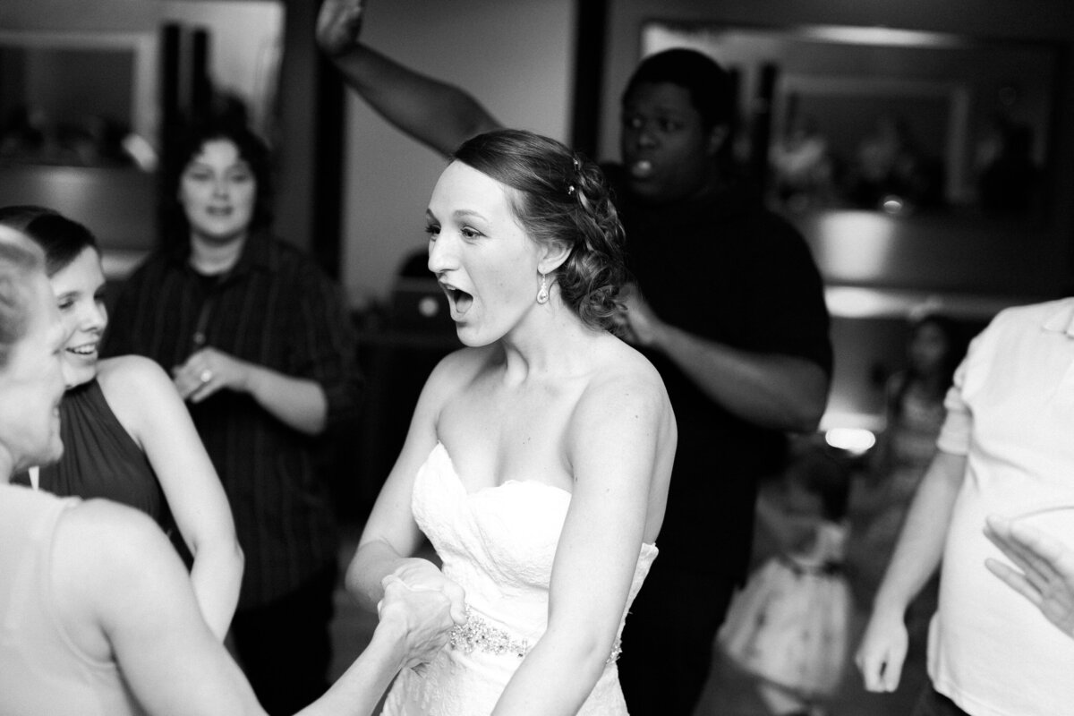 san_antonio_austin_texas_wedding_photographer-country-club-KnB-1257