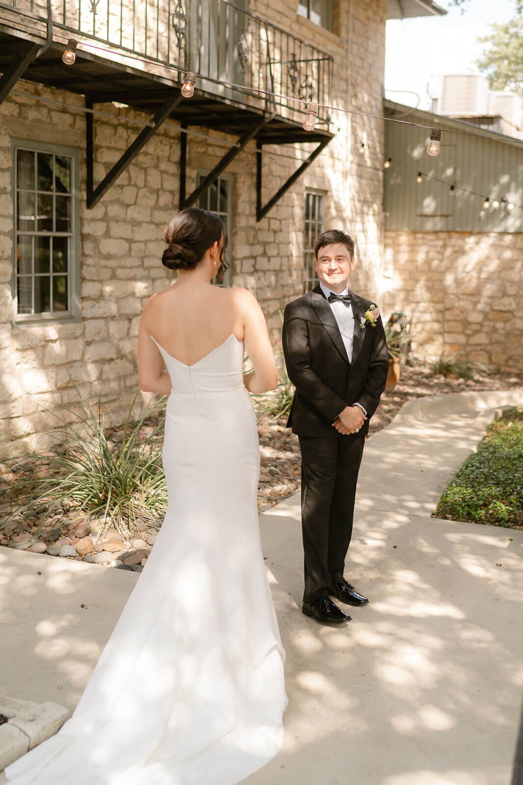 grooms reaction to seeing his wife