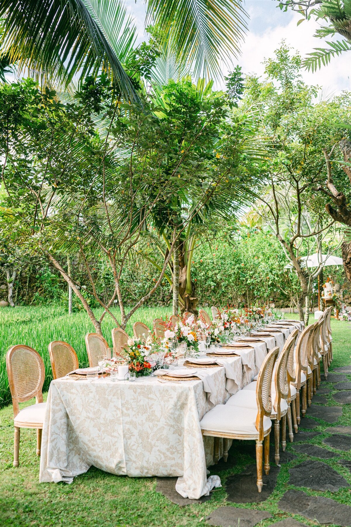 studio-dukesa-amy-huang-fine-art-destination-wedding-film-photography-showit-design-partner-40