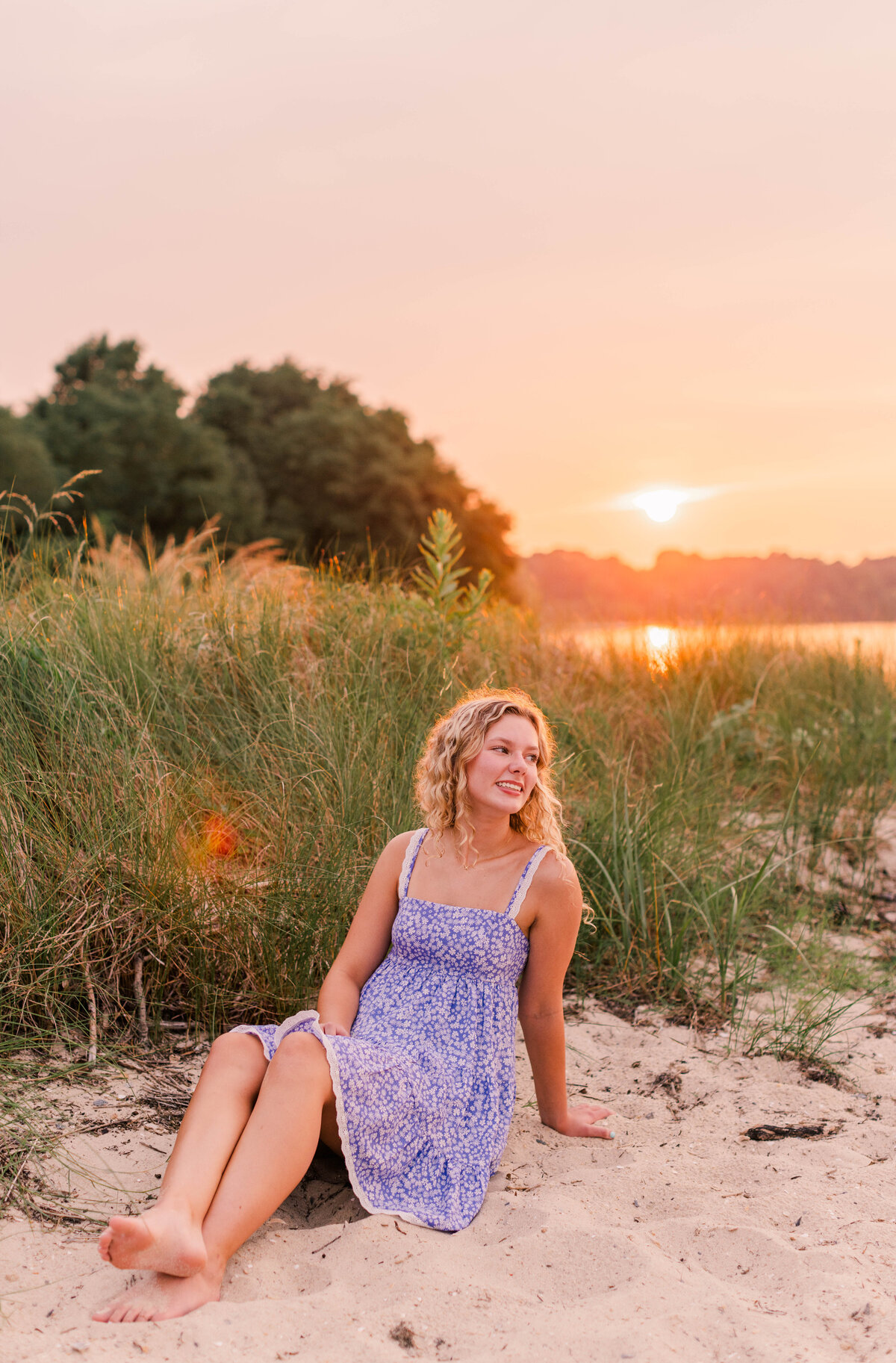 YorktownBeachSeniorSession.MA137