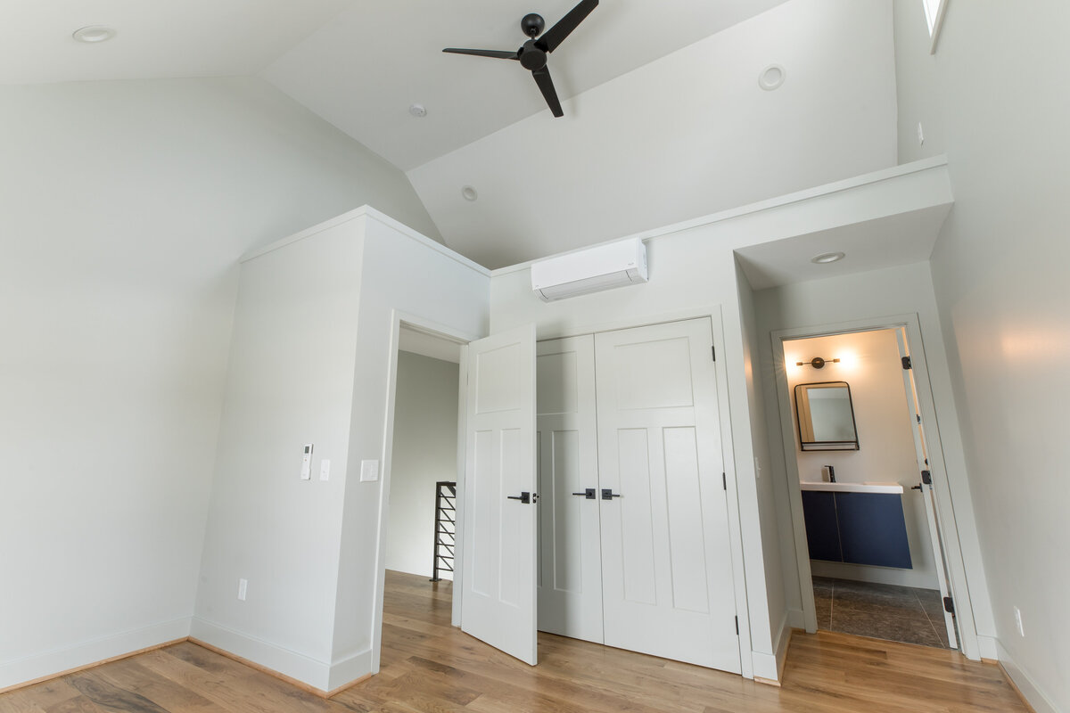 Bace Build_Fairport Canal Builder Development  _modern contemporary residential apartment interior design rochester_13