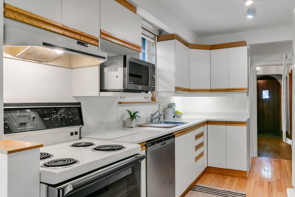 25-web-or-mls-15_006_Kitchen