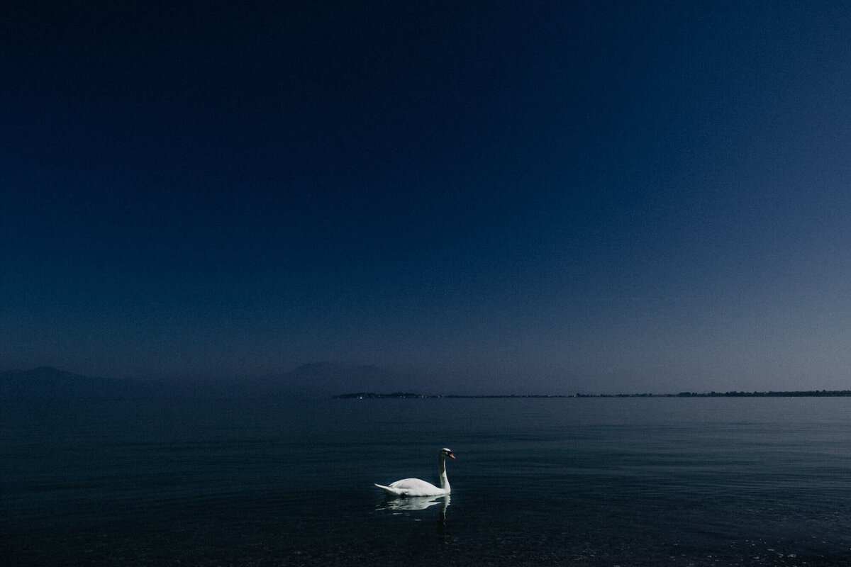 lake garda fineart destinationwedding photographed by selene adores inDesenzano del Garda, Italy-001