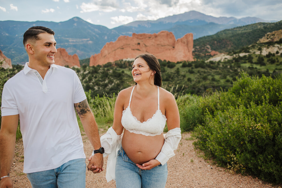 colorado-maternity-photographer-Sierra-2023-19