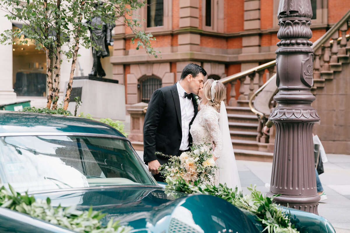 Union-League-Philadelphia-Wedding-Emily-Wren-Photography-Gabby-and-Tristan-083