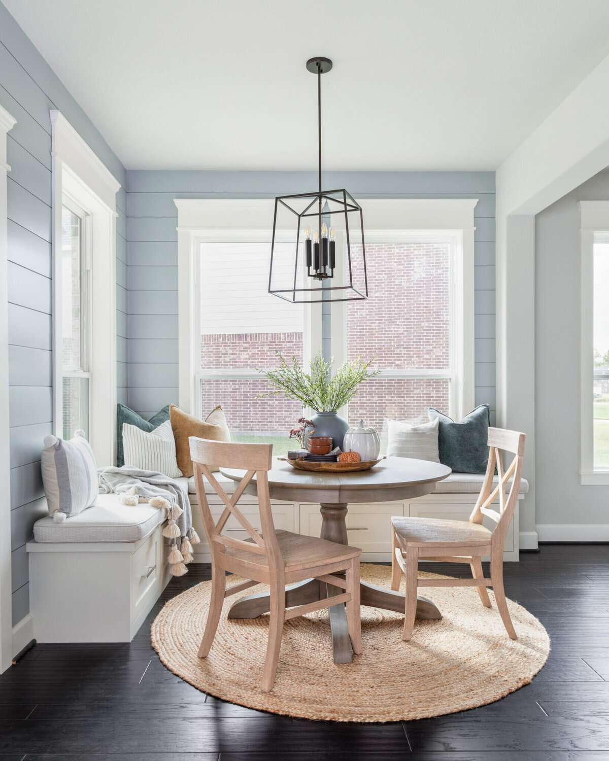 SilverMoonBreakfastNook_04-1638x2048