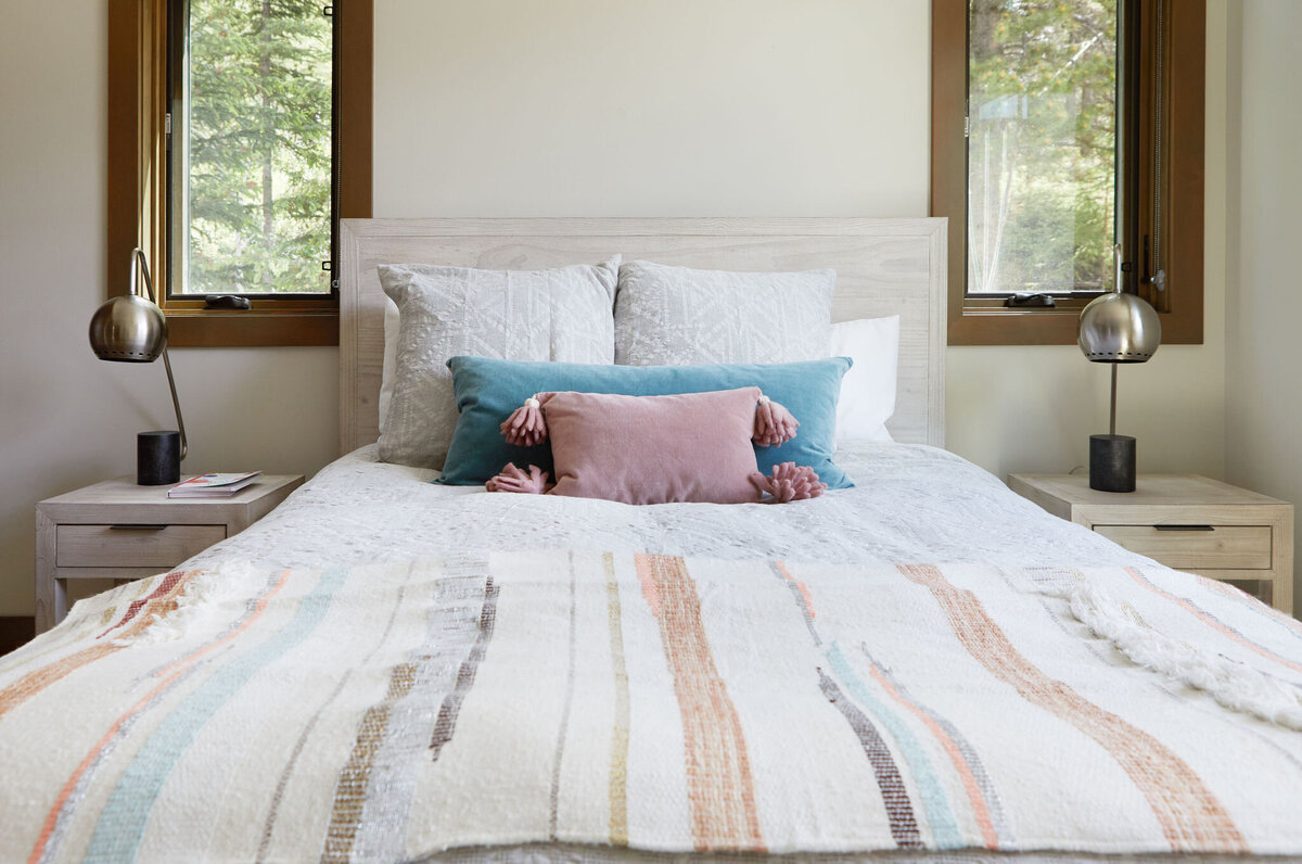 GirlBedroom7