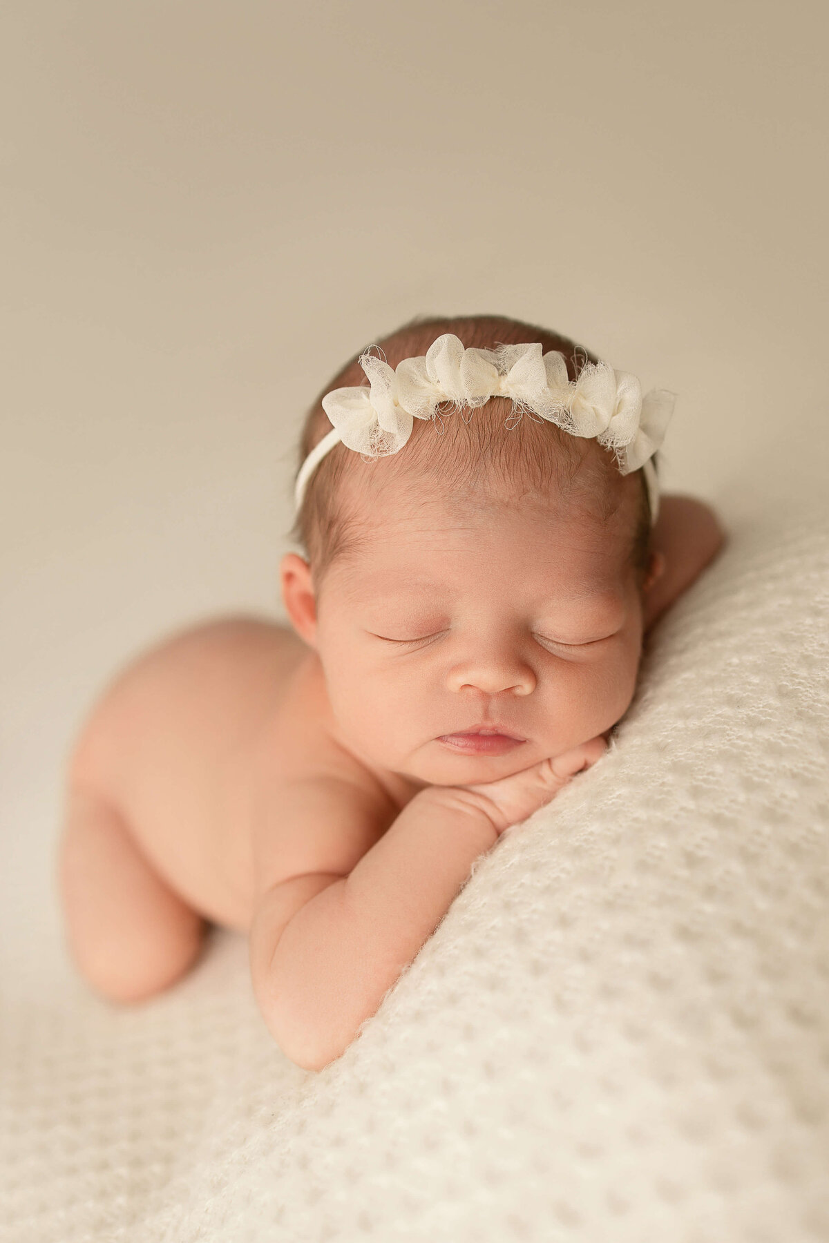 Milwaukee-Newborn-Photographer-17