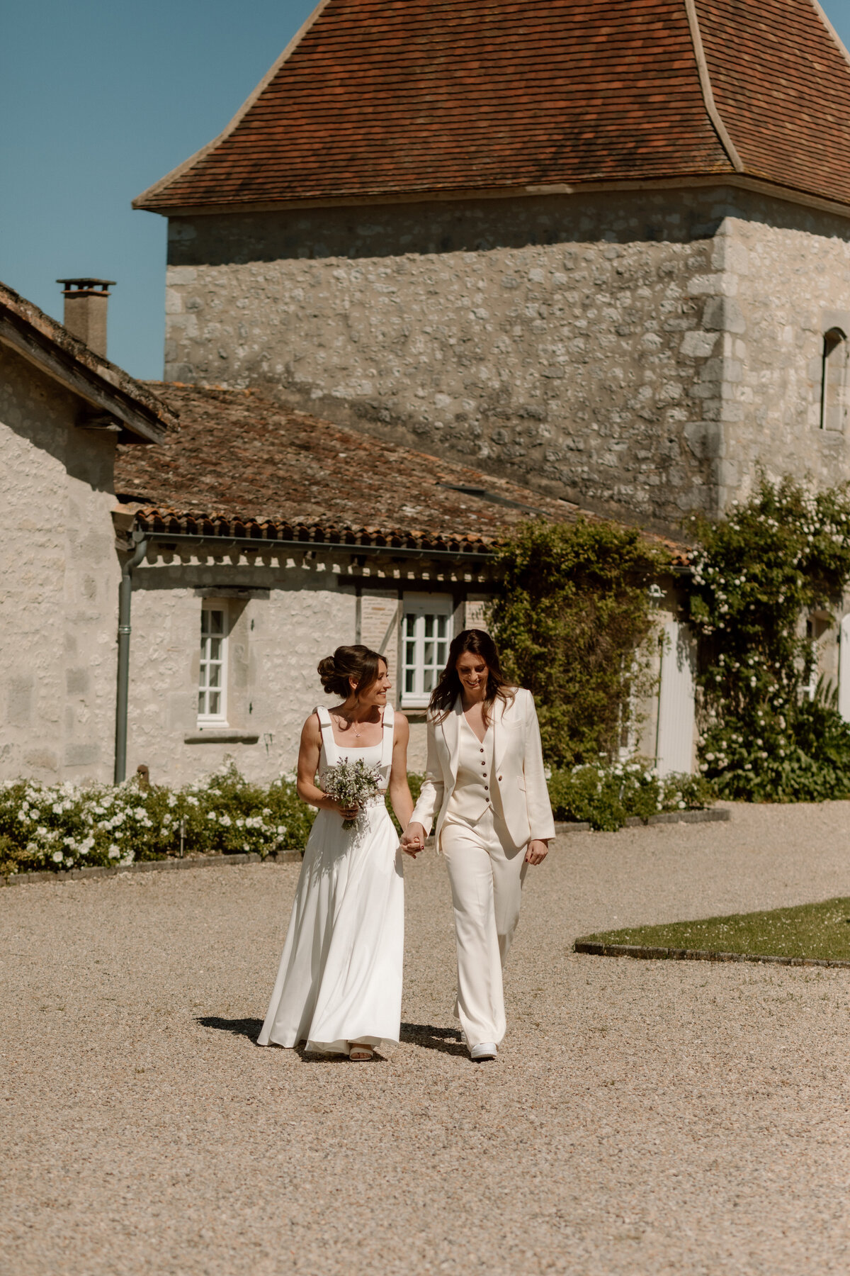 Kate&Kate_chateaudestpaul_francewedding_lauradeanphotography_dorsetweddingphotographer-19