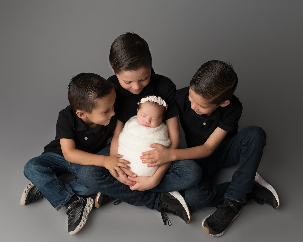 Lake Elsinore Newborn Photos | Bonny Lynn Photography