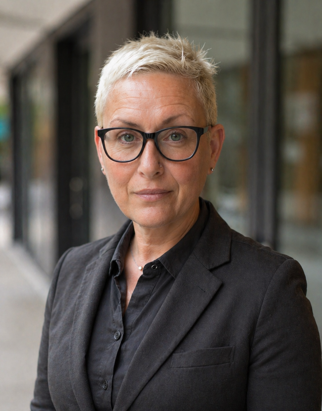 Helen Cook Rsc Speaker Hub | Communication, Trust & Leadership | Jaymi Helen Cook