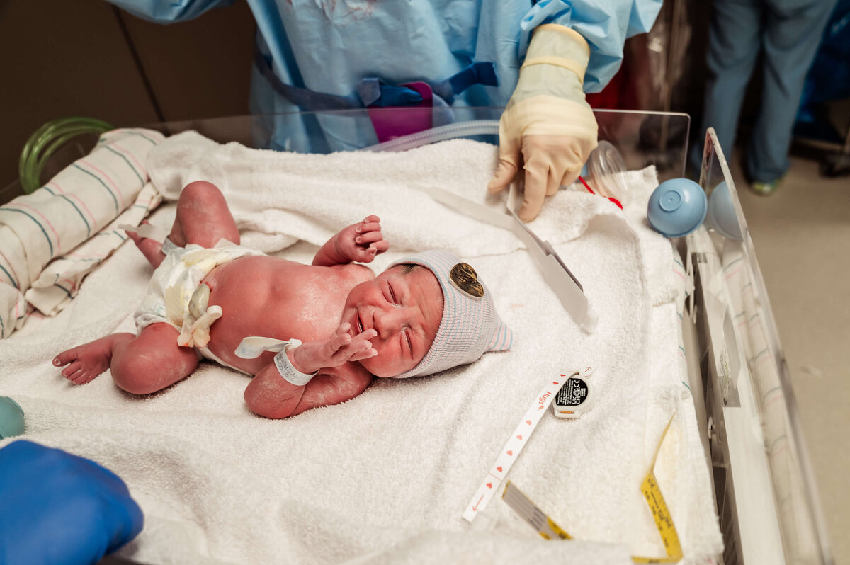 photographing-a-cesarean