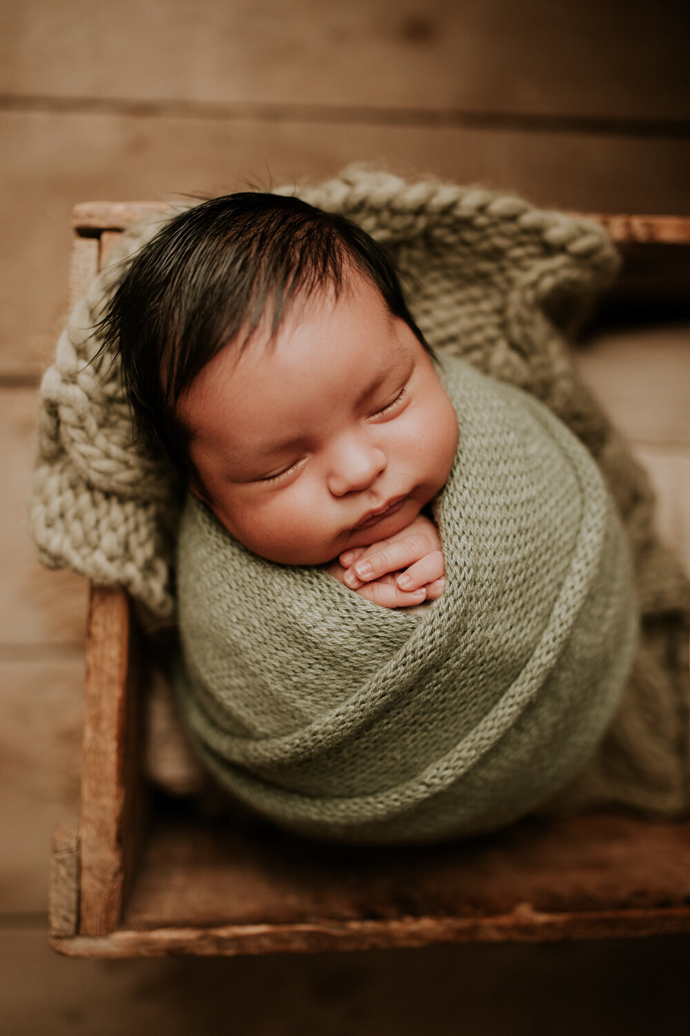 red-deer-central-alberta-newborn-maternity-photographer-56
