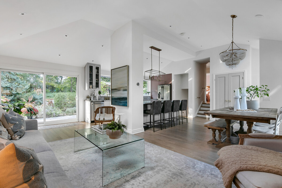 012_Living Room