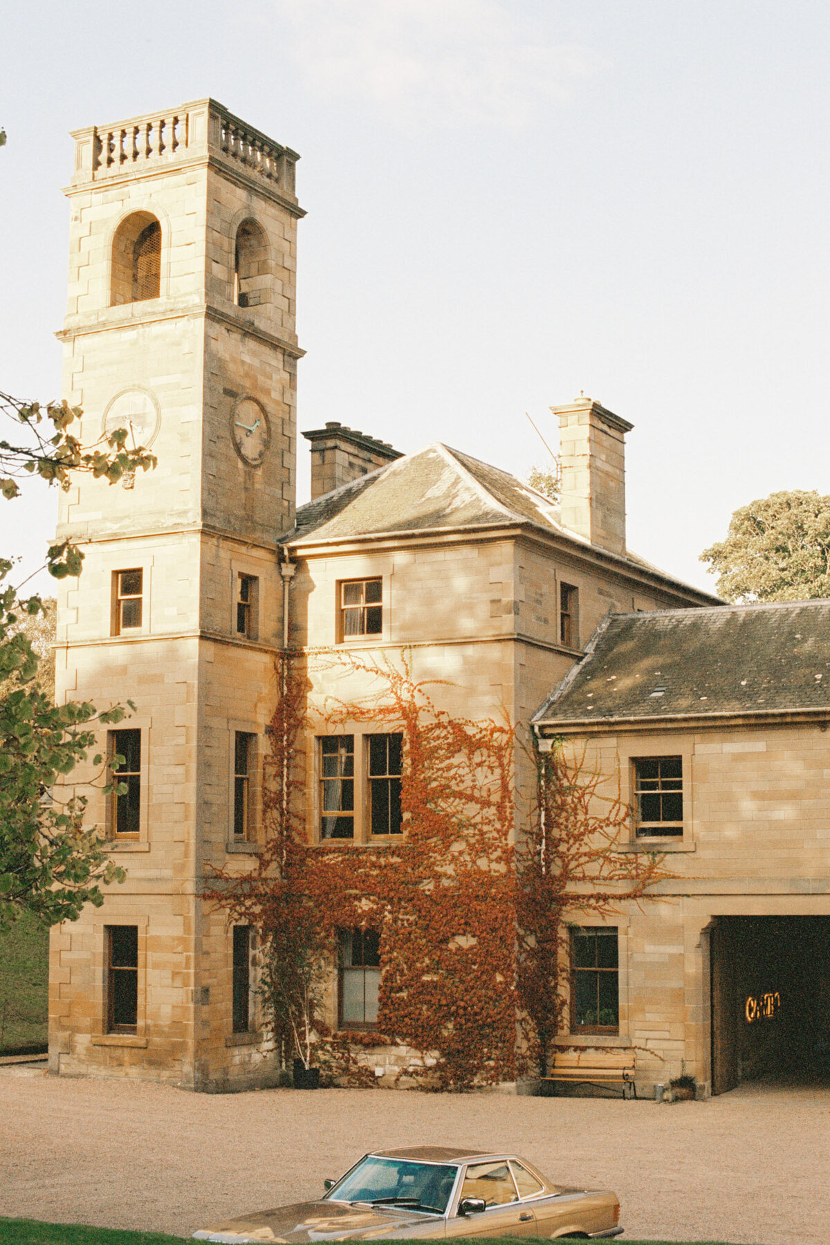 Cambo-Estate-American-scottish-wedding-analog-film-photography-7
