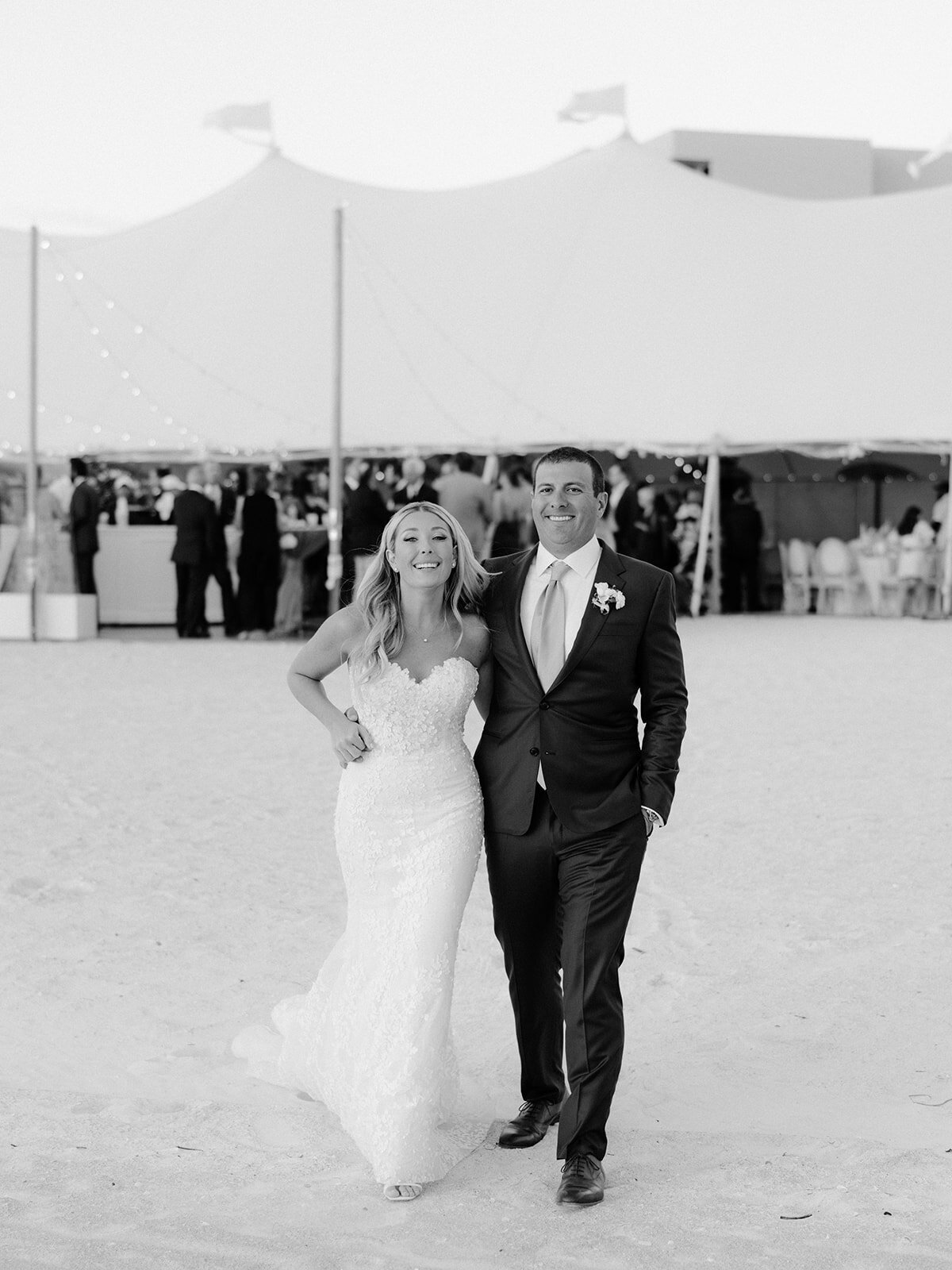 Sarah & John Wedding Previews _ Lauren Galloway Photography-45