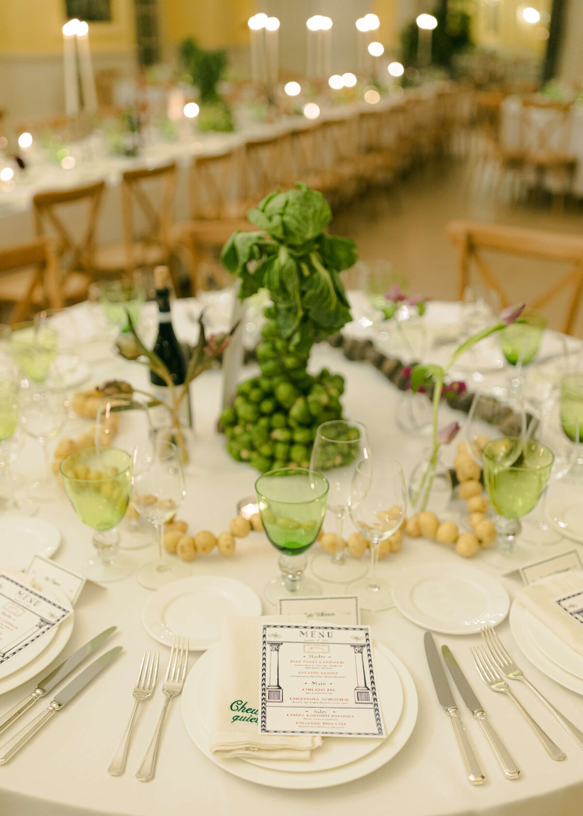 chloe-lowe-wedding-euridge-manor-ballroom-placesetting