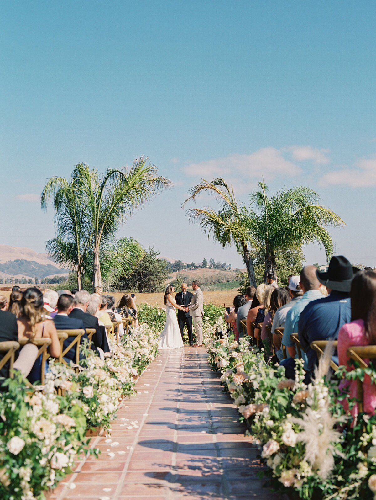 La-Lomita-Ranch-Wedding-San-Luis-Obisop-California-Ashley-Rae-Studio-Varley-2022-151