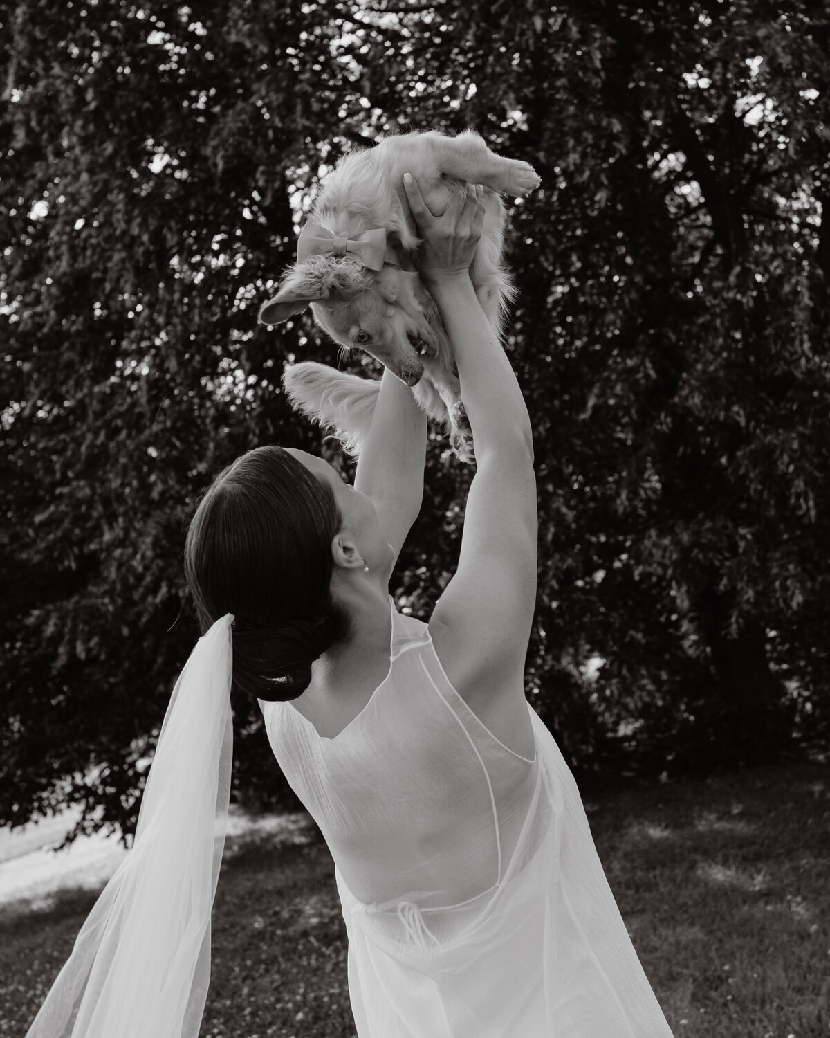 the leading lady of the day celebrates her marriage with her dog for a candid moment outside