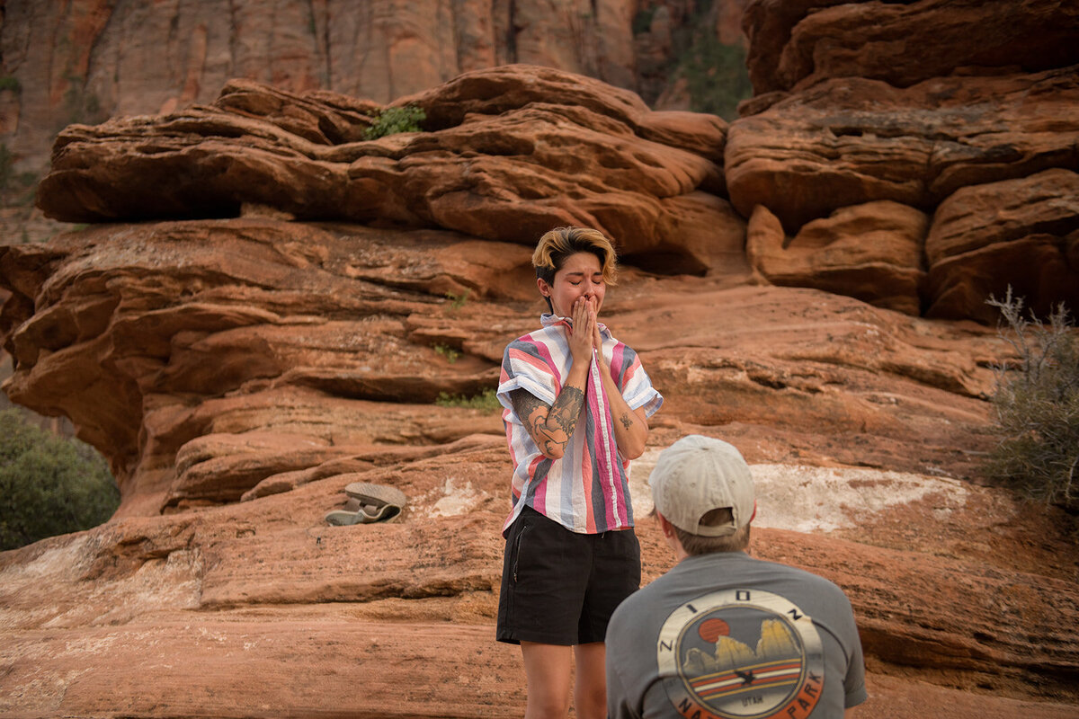 zion-national-park-secret-proposal-photographer-wild-within-us (317)